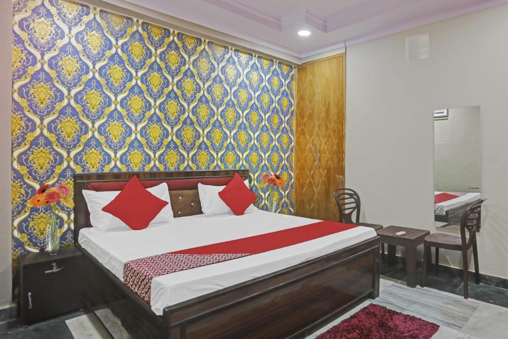 Super Hotel O Metro Inn Near Worlds Of Wonder Kalkaji Devi ภายนอก รูปภาพ